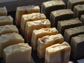 Como fazer sabão caseiro com 3 ingredientes simples, econômico e sustentável